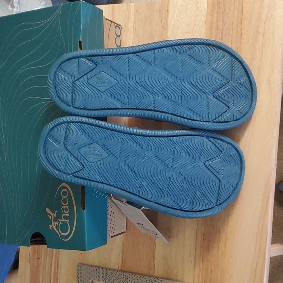 Chaco Chillos aside Sandals - Picture 2 of 5